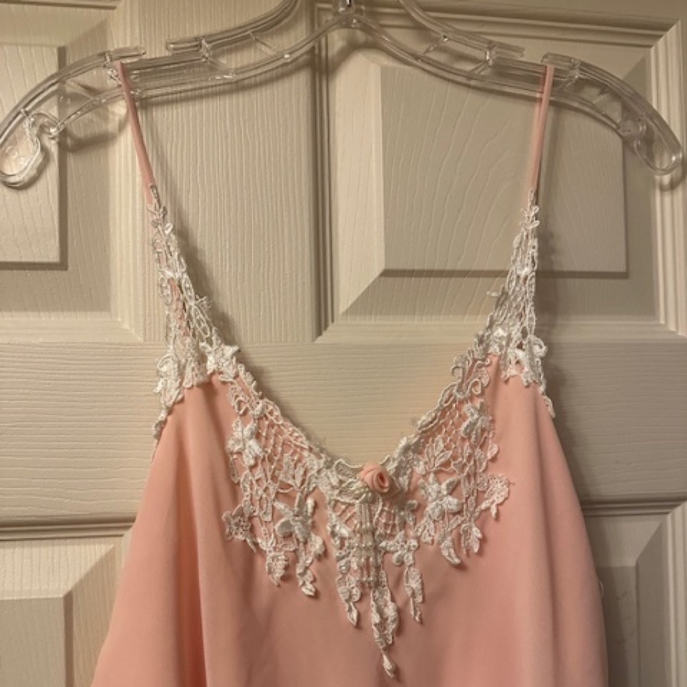 Judith Hart Fine Intimate Apparel Pink Nightgown, Size L, Excellent Condition!!!